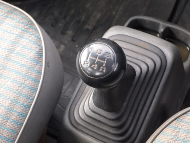 1999 Honda Acty Truck HA7 (UW-696f4c055198c)[13]