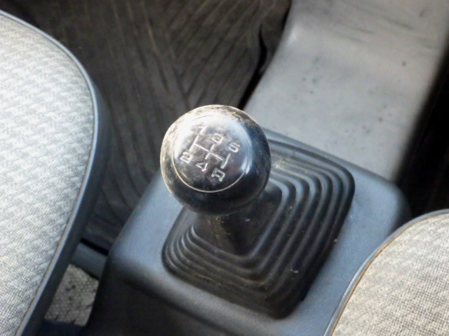 1997 Honda Acty Truck HA3 (UW-6971d4f0856db)[13]