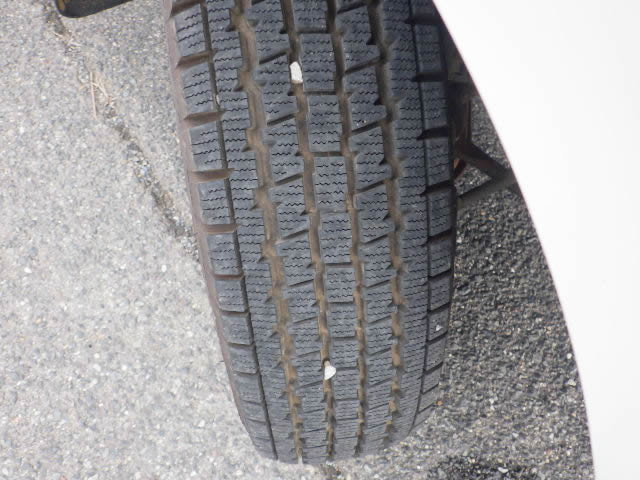 1999 Mitsubishi Minicab Truck U42T (UW-697888ba13774)[25]