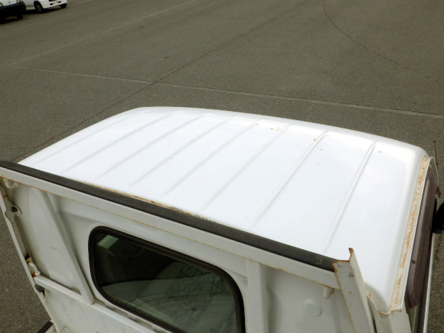 1999 Mitsubishi Minicab Truck U42T (UW-697888ba13774)[19]