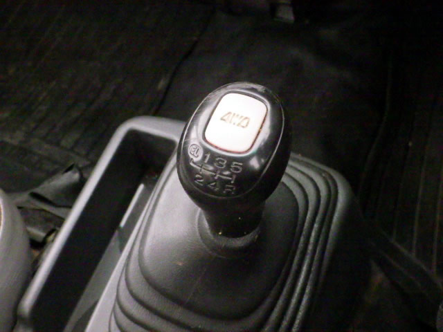 1999 Subaru Sambar TT2 (UW-697c220fe0f1e)[13]