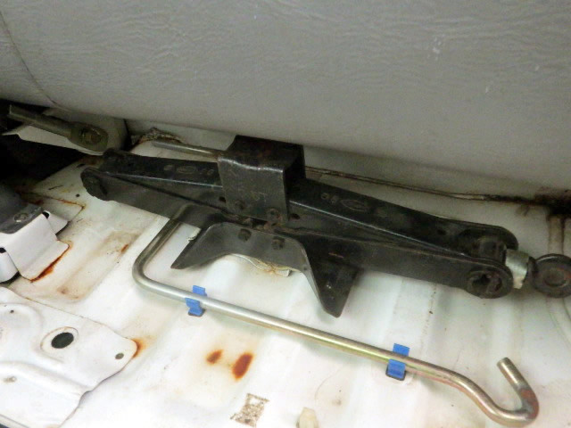 1999 Subaru Sambar TT2 (UW-697c220fe0f1e)[18]