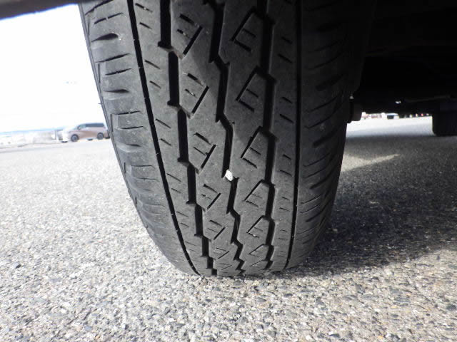 1999 Subaru Sambar Dias TV2 (UW-69785e23e38b3)[31]