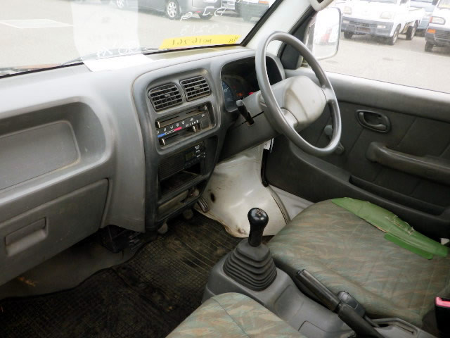 2000 Suzuki Carry Truck DB52T (UW-69789264ef880)[9]