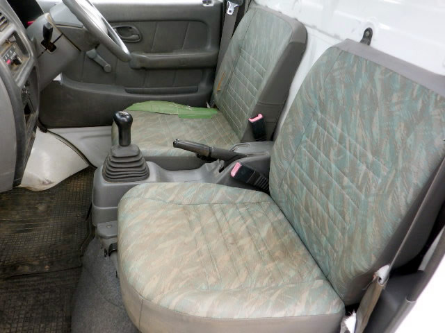 2000 Suzuki Carry Truck DB52T (UW-69789264ef880)[5]