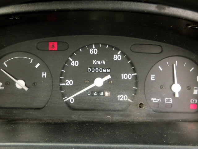 1997 Suzuki Carry Truck DC51T (UW-69843fe33570a)[12]