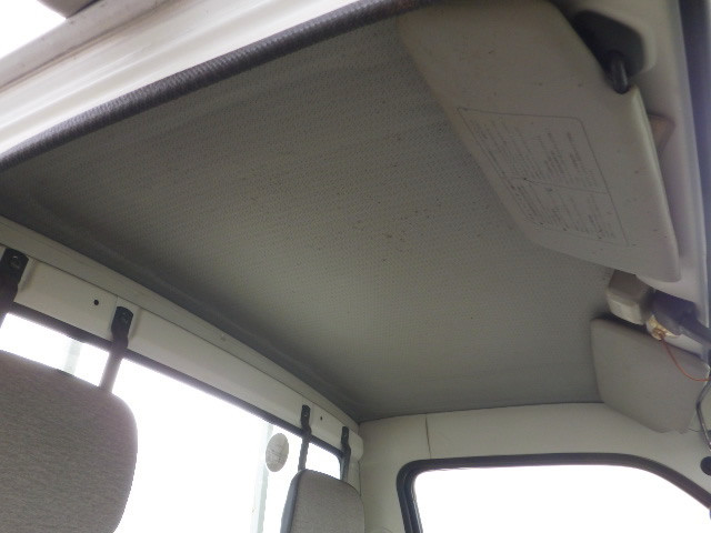 1997 Suzuki Carry Truck DC51T (UW-69843fe33570a)[16]