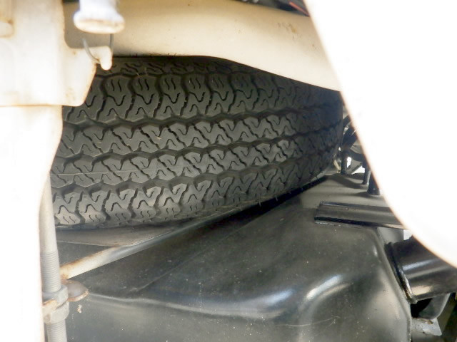 1997 Suzuki Carry Truck DC51T (UW-69843fe33570a)[19]