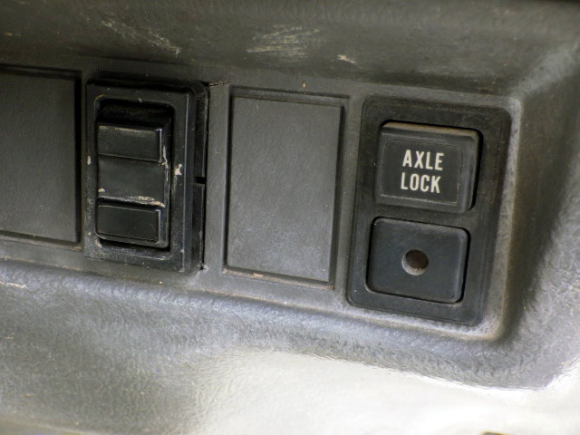 1998 Suzuki Carry Truck DD51T (UW-698afd5830424)[17]