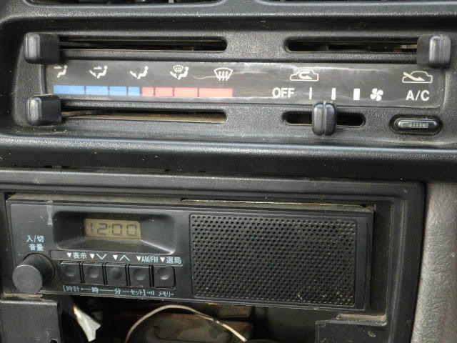 1998 Suzuki Carry Truck DD51T (UW-698afd5830424)[13]