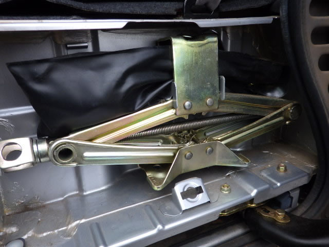 2002 Honda Vamos HM1 (UW-697c62fbaaa19)[22]