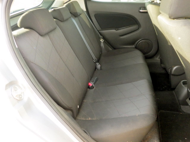 2012 Mazda Demio DE3FS (UW-697c4f4d444b9)[5]