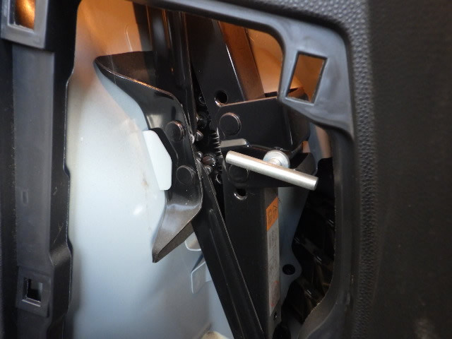 2012 Mazda Demio DE3FS (UW-697c4f4d444b9)[20]