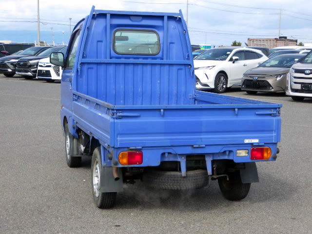1997 Mitsubishi Minicab Truck U42T (UW-698452fcdd31d)[1]
