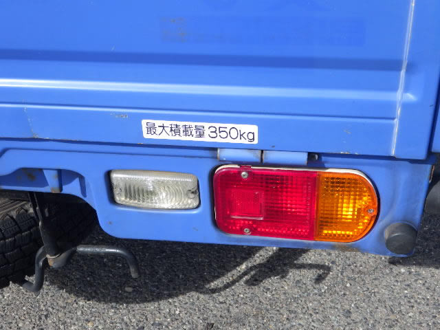 1997 Mitsubishi Minicab Truck U42T (UW-698452fcdd31d)[32]