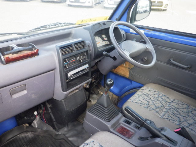 1997 Mitsubishi Minicab Truck U42T (UW-698452fcdd31d)[10]