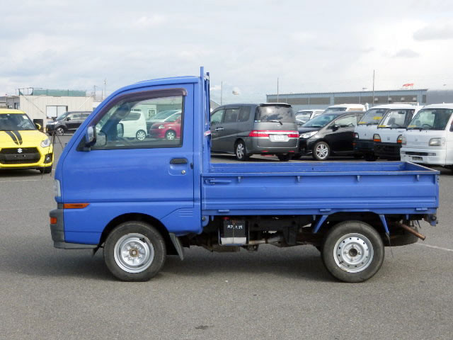 1997 Mitsubishi Minicab Truck U42T (UW-698452fcdd31d)[3]