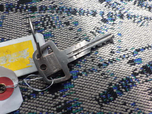 1997 Mitsubishi Minicab Truck U42T (UW-698452fcdd31d)[16]