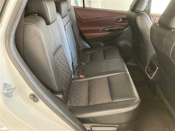 2014 Toyota Harrier DBA-ZSU65W (UW-69ad0016d7c96)[10]