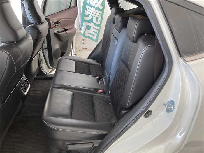 2014 Toyota Harrier DBA-ZSU65W (UW-69ad0016d7c96)[13]