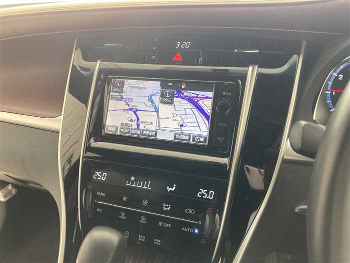 2014 Toyota Harrier DBA-ZSU65W (UW-69ad0016d7c96)[19]