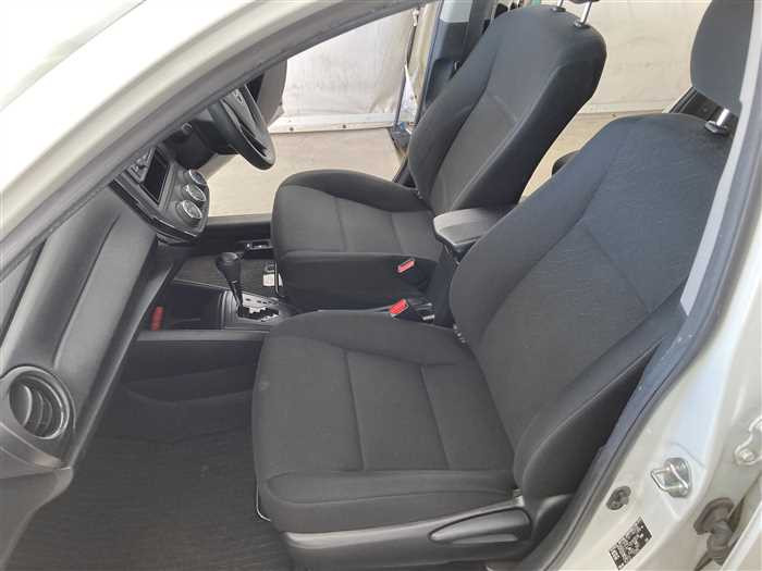 2020 Toyota Corolla Axio 5BA-NRE161 (UW-69ad001a9a3cb)[15]