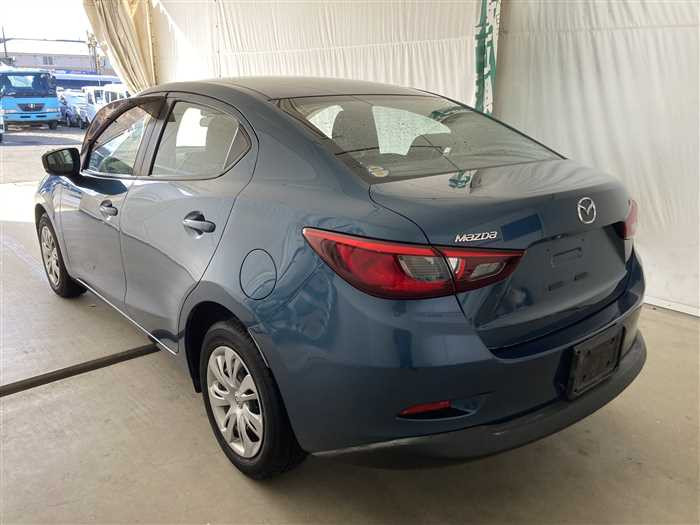 2020 Mazda Mazda2 4BA-DJLFJ (UW-6981ac3d8cf49)[3]