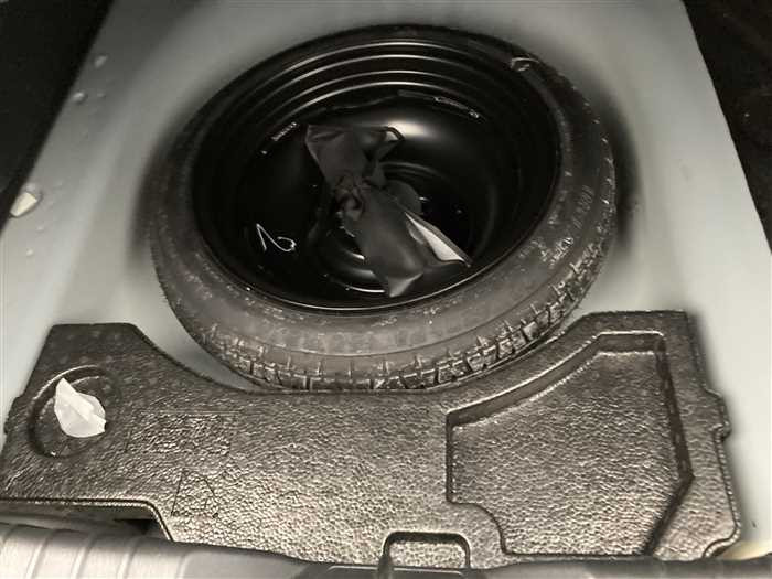 2020 Mazda Mazda2 4BA-DJLFJ (UW-6981ac3d8cf49)[12]