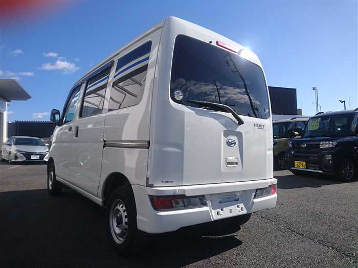 2021 Daihatsu Hijet Cargo S321V (UW-6981ac427f3d6)[7]