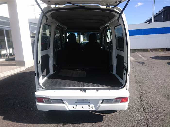 2021 Daihatsu Hijet Cargo S321V (UW-6981ac427f3d6)[14]