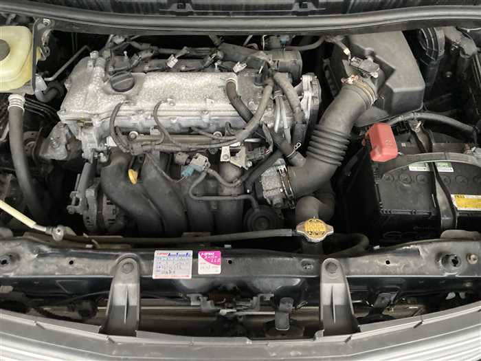 2013 Toyota Noah DBA-ZRR70G (UW-6981ac4618d35)[27]