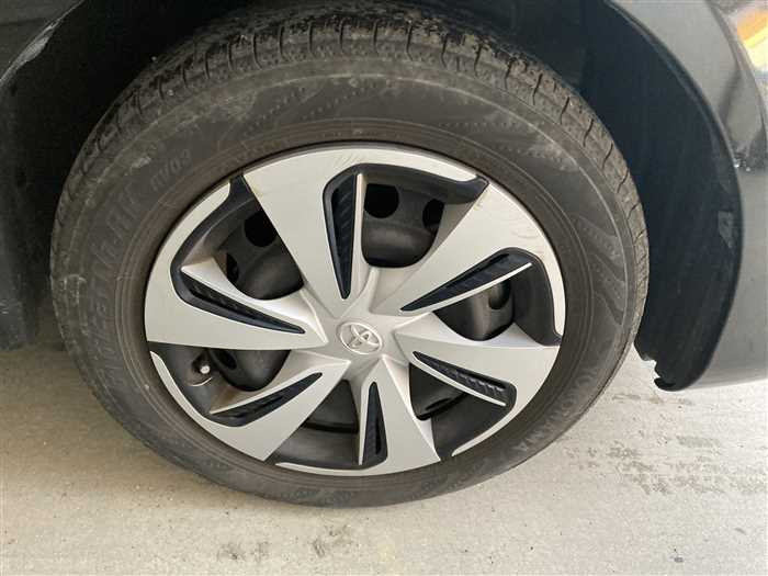 2019 Toyota Sienta DBA-NSP170G (UW-69ad0022b1e01)[7]