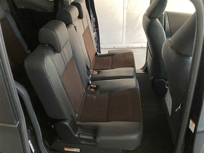 2019 Toyota Sienta DBA-NSP170G (UW-69ad0022b1e01)[10]