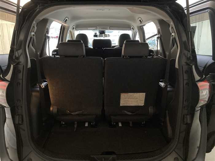 2019 Toyota Sienta DBA-NSP170G (UW-69ad0022b1e01)[12]