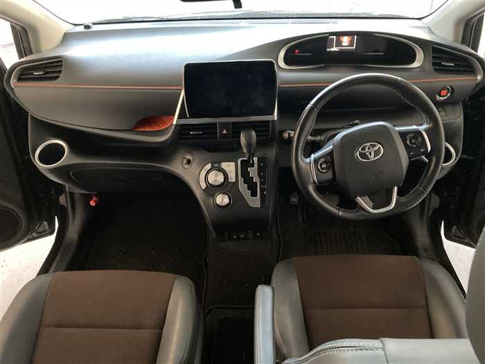 2019 Toyota Sienta DBA-NSP170G (UW-69ad0022b1e01)[17]