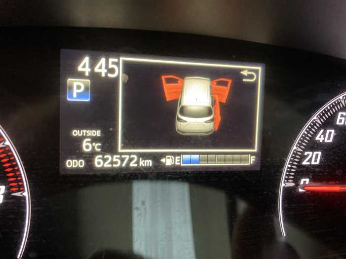 2019 Toyota Sienta DBA-NSP170G (UW-69ad0022b1e01)[27]