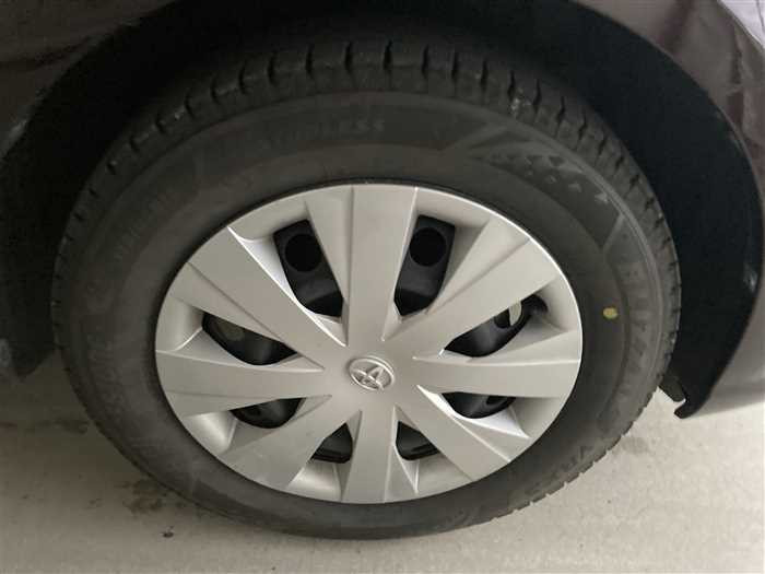 2013 Toyota Corolla Axio DBA-NZE161 (UW-69ad0022a2fc1)[7]