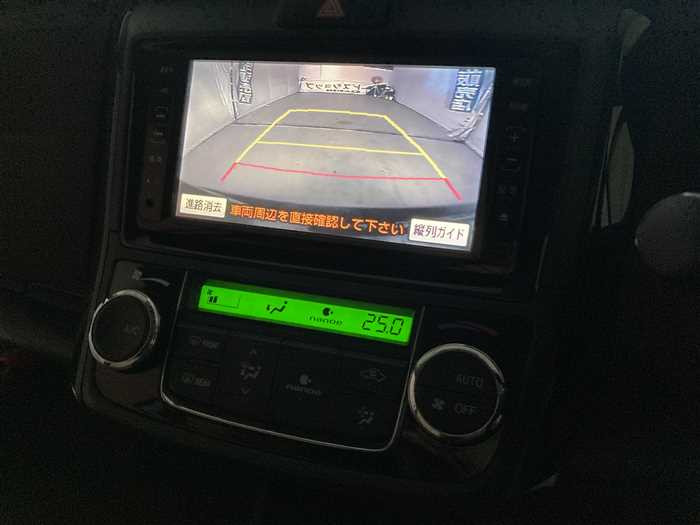 2013 Toyota Corolla Axio DBA-NZE161 (UW-69ad0022a2fc1)[20]