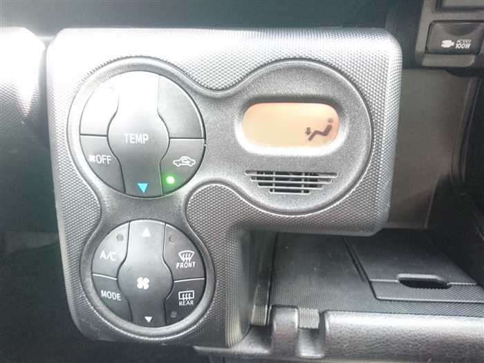 2020 Toyota Probox NHP160V (UW-69ad002fb5fe2)[17]