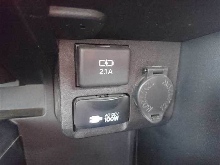 2020 Toyota Probox NHP160V (UW-69ad002fb5fe2)[21]