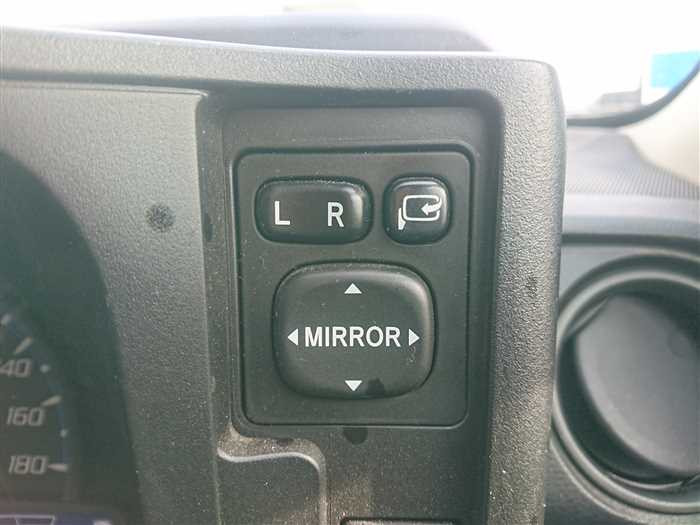 2020 Toyota Probox NHP160V (UW-69ad002fb5fe2)[23]