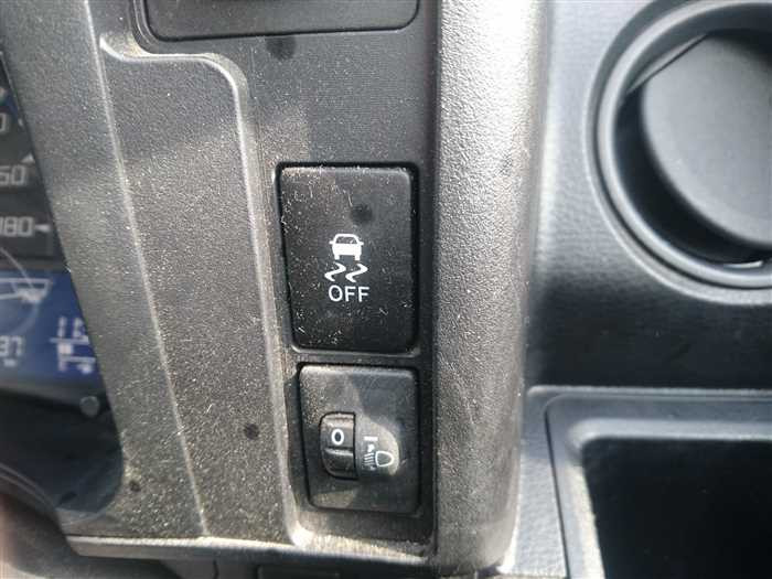 2020 Toyota Probox NHP160V (UW-69ad002fb5fe2)[24]