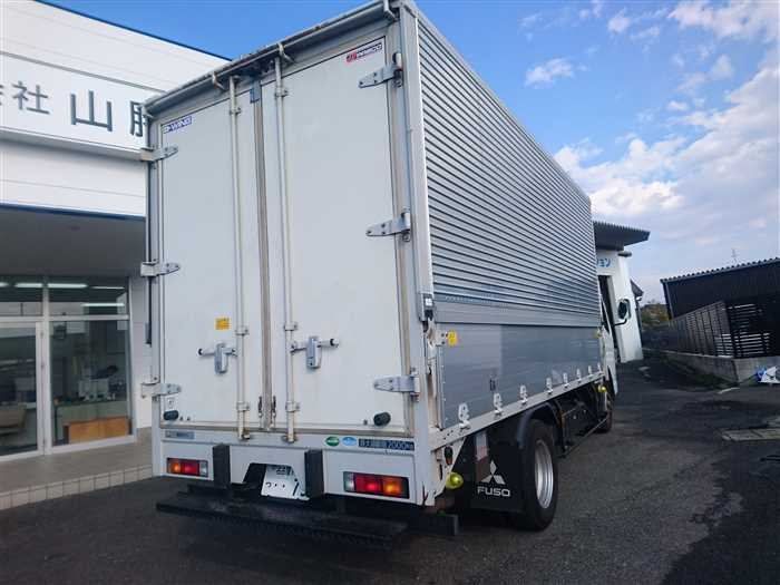 2015 Mitsubishi Canter FEA50 (UW-6981ac4d79b69)[3]