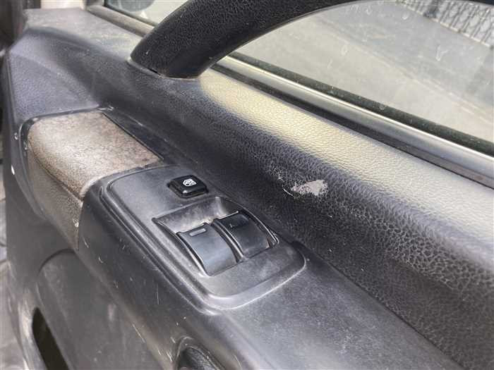 2011 Hino RANGER BKG-FC7JKYA (UW-69ad0031e2513)[23]