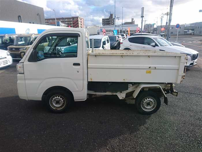 2017 Daihatsu Hijet Truck S510P (UW-69a6940b1e033)[4]