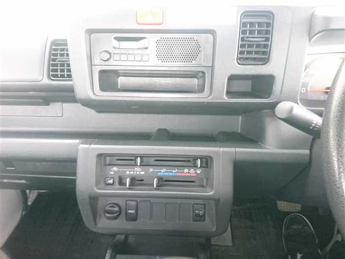 2017 Daihatsu Hijet Truck S510P (UW-69a6940b1e033)[22]