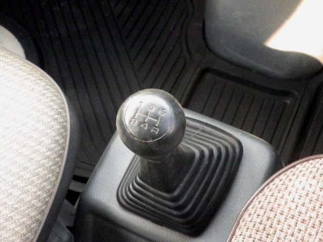 1996 Honda Acty Truck HA3 (UW-698456d584fca)[13]