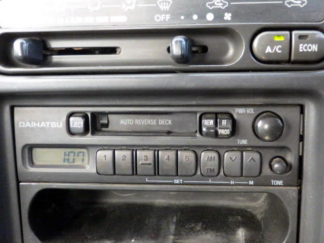 1996 Daihatsu Hijet Van S100W (UW-69845c60992a2)[12]