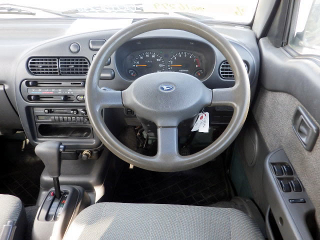 1996 Daihatsu Hijet Van S100W (UW-69845c60992a2)[4]