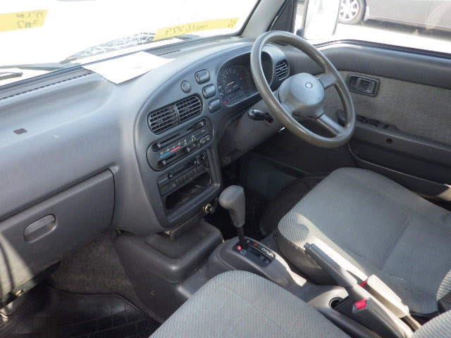 1996 Daihatsu Hijet Van S100W (UW-69845c60992a2)[10]